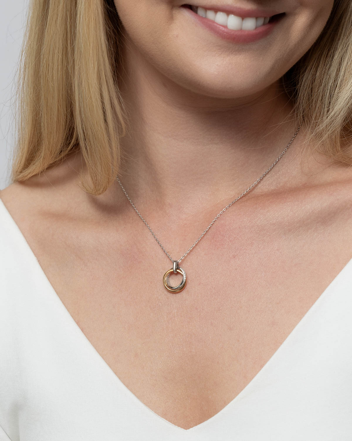 Sølvkjede med anheng og cubic zirkonia