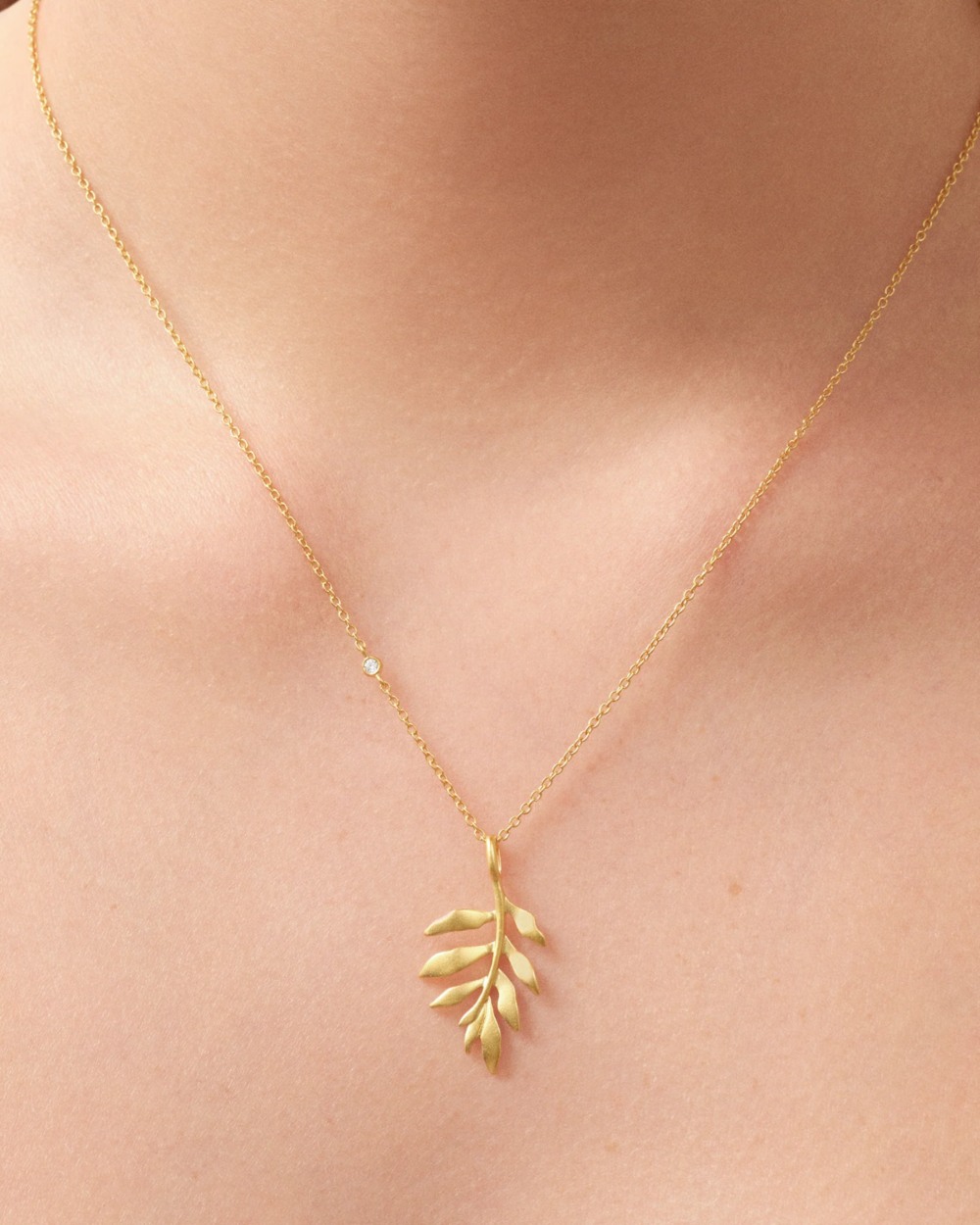 Julie Sandlau anheng Little Tree of Life