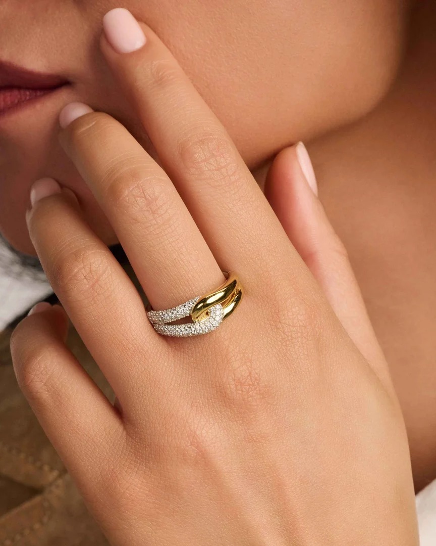 Ti Sento to farget ring med cubic zirkonia